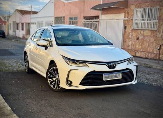TOYOTA COROLLA 2.0 VVT-IE FLEX ALTIS DIRECT SHIFT
